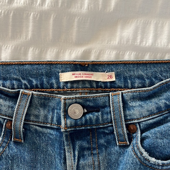 Levis Wedgie jeans - Picture 3 of 4